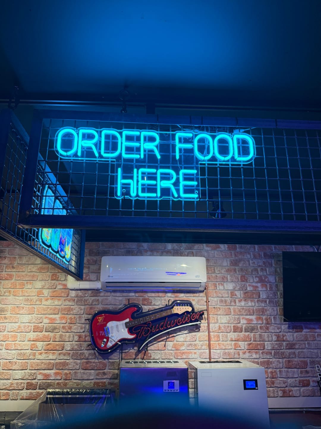 Néon LED « Order Food Here » pour fast-food – Neonverse Maroc | order here LED neon sign
